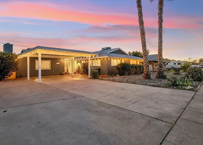 Vacation House! 6br, Free Heated Pool, Arcade & Hot Tub