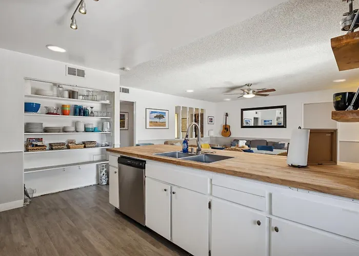 Vacation House! 6br, Free Heated Pool, Arcade & Hot Tub *