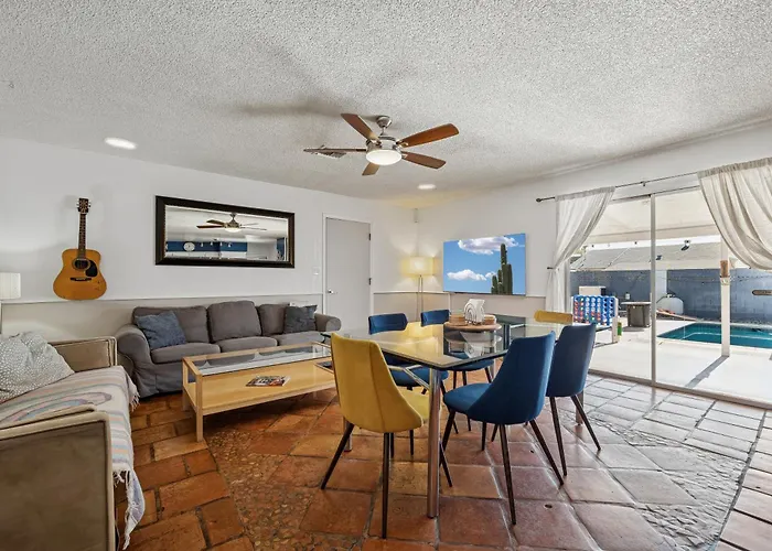Vacation House! 6br, Free Heated Pool, Arcade & Hot Tub Apartment Phoenix